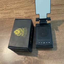 Glopus: Cellphone Stand With Wireless Bluetooth Speaker 