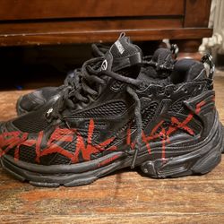 Balenciaga Runners Graffiti