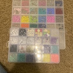 MINI BEADS + CHARM PACK