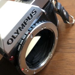 OLYMPUS OMG Camera body only📸