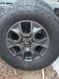 Lexus wheels and tires —OE