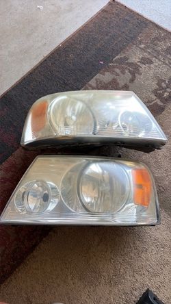 Ford  2008 F-150 Headlights