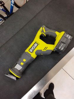 Reciprocating saw