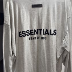 Essentials Mock Neck Long Sleeve Size M
