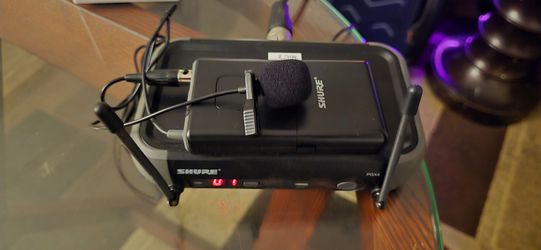Shure pgx4 wireless body pack and reciever
