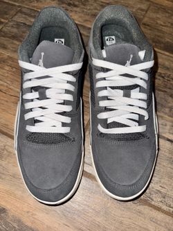 New mens shoes size 11.5