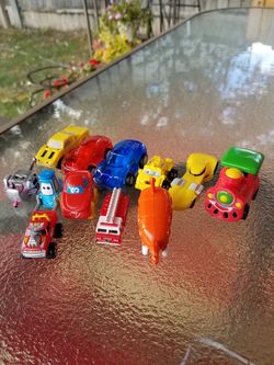 Cars the movie mini figures lot 46