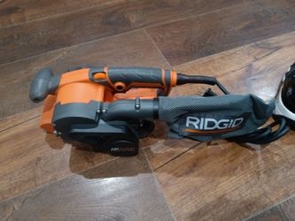 Belt sander