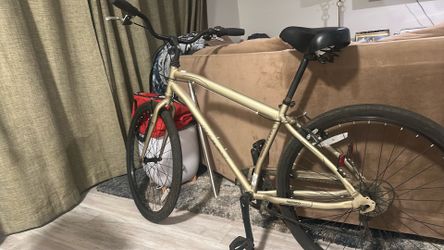 27.5  Huffy Parkside bike