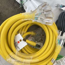 Extension Cord 25ft 12/3 Guage 
