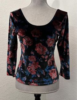 Blusa Velvet💙🌺