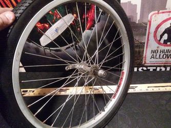 Replacement Rim Set Up For Trailer Thumbnail