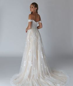 DIAMOND WHITE/CHAMPAGNE SIZE 10 