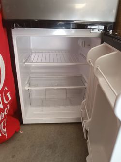 Mini fridge 3.1