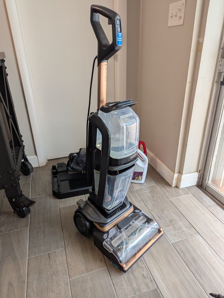 Bissell Carpet And Upholstery Cleaner