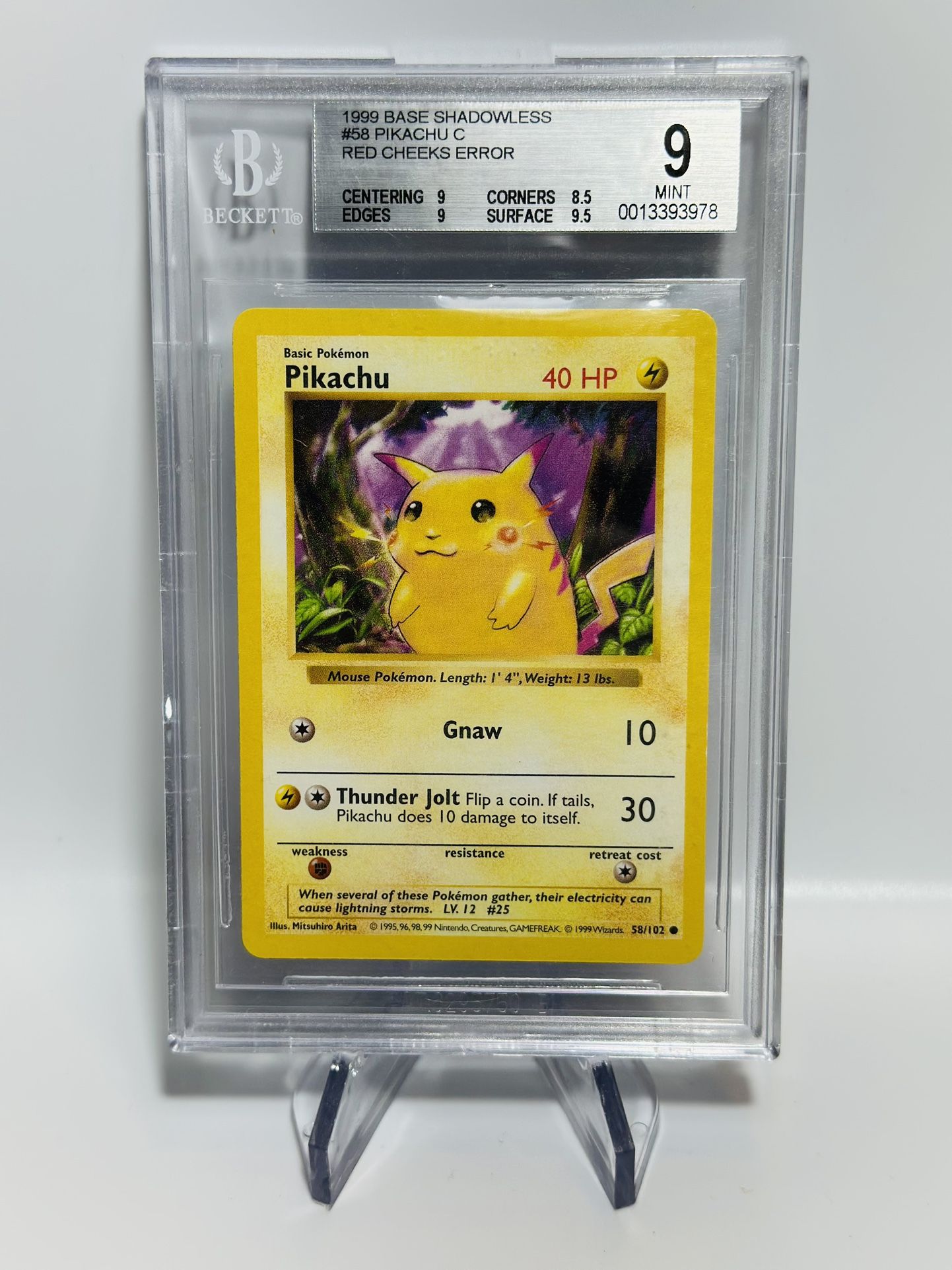 Pokemon Shadowless Red Cheeks Pikachu Error Card 1999 #58 BSG Beckett 9