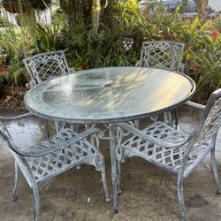 Cast Aluminum Patio Table 4 Chairs Set