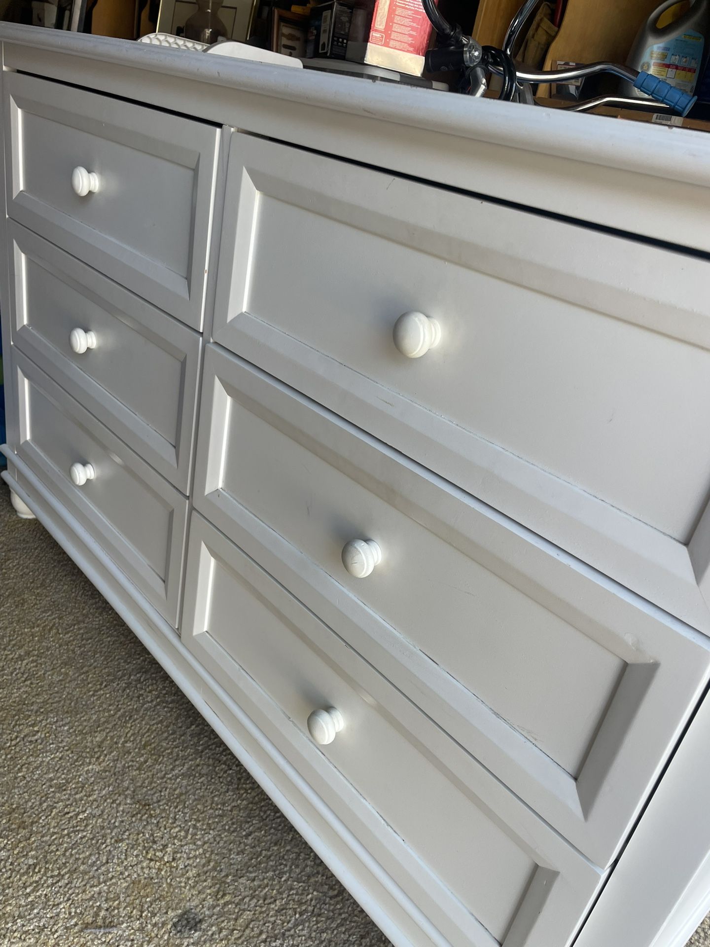 Dresser 