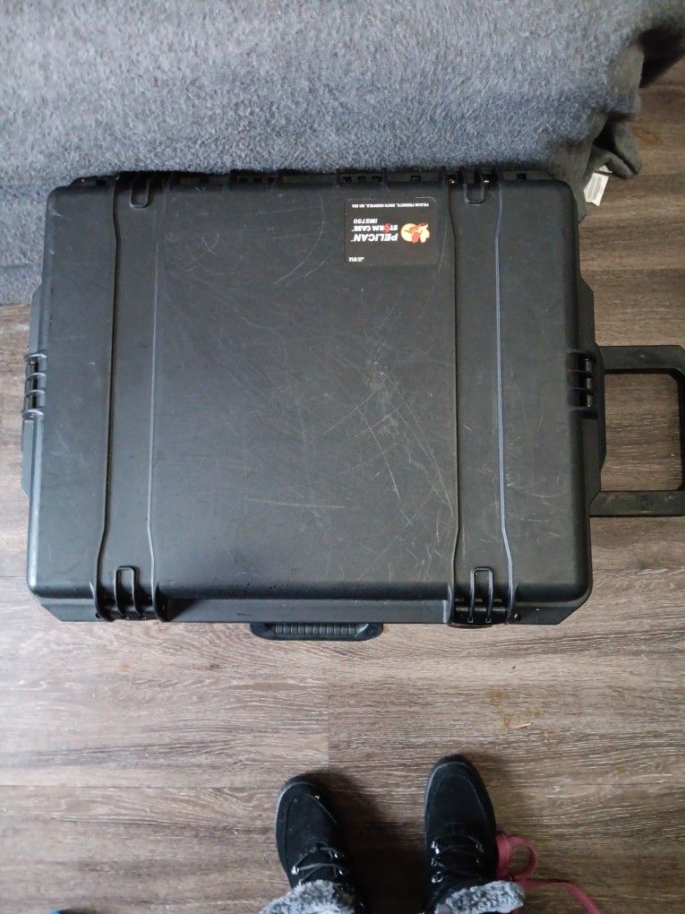 Pelican Storm Case iM2750