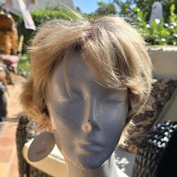 Short Golden Blonde Hair Wig 