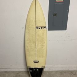 5’9 Pyzel Custom Epoxy Surfboard (the Shadow)