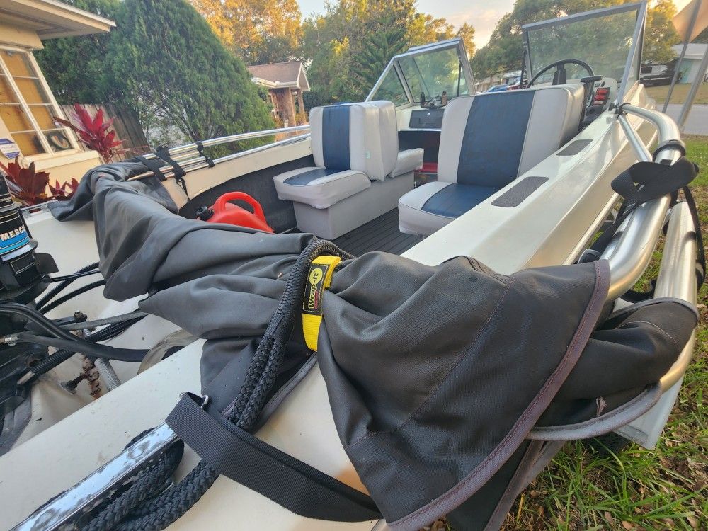 Working 16 ft Bowrider Boat Water Ready! Comes With Trailer, GPS, and