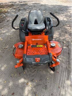 Husqvarna Z254F Zero Turn