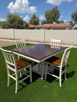 Counter Height Dining Table Set with 4 Chairs