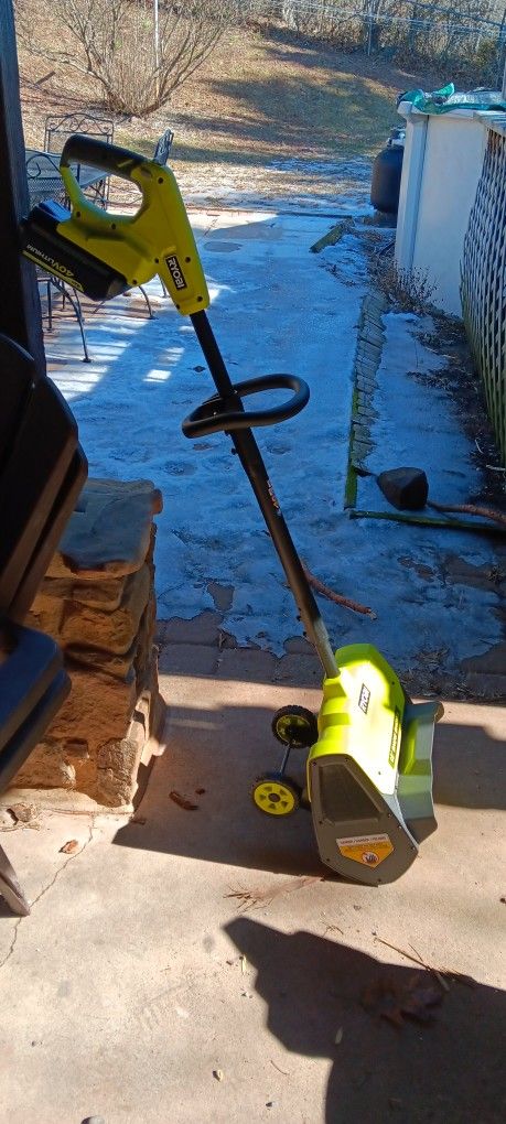 Ryobi 12in 40v Wheeled Snow Shovel TOOL ONLY