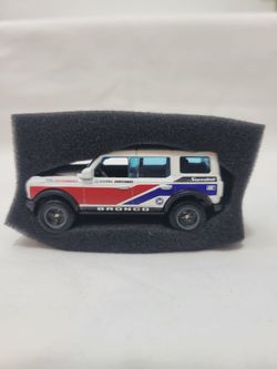 MATCHBOX Super Chase 2021 Ford Bronco. L