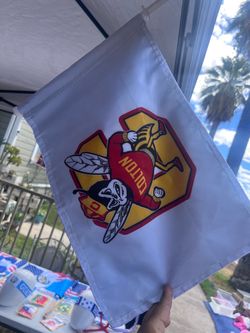 Colton car flag