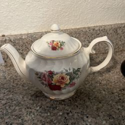 English Tea Pot