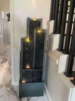 Indoor outdoor water fountain