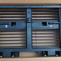Jeep Wagoneer GRILLE ACTIVE SHUTTER  OEM Jeep Part