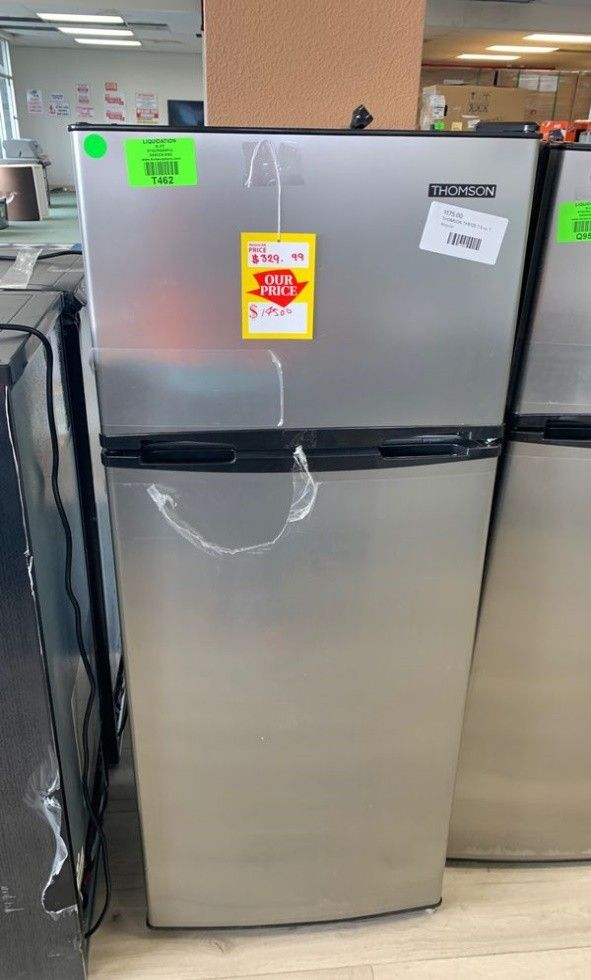 Thomson TFR725 7.5 ft.³ refrigerator for Sale in Arlington, TX - OfferUp