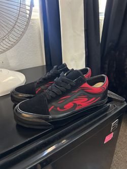 Women’s Vans 7.0