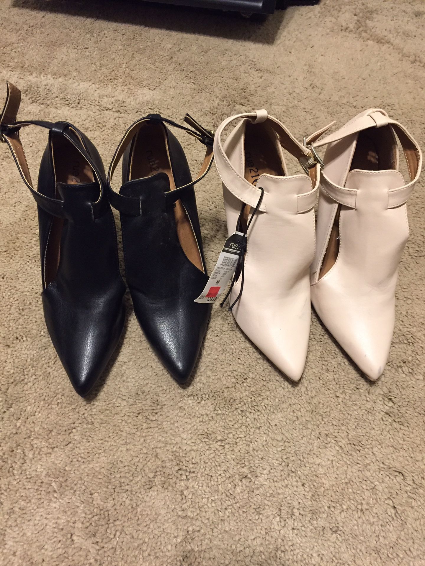 Size 7/8 Rue 21 Heels