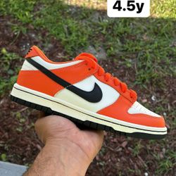 Nike Dunk Low Halloween 