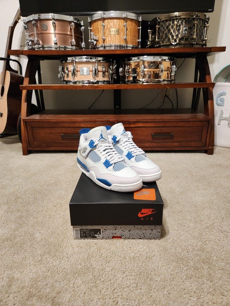 Jordan Retro 4 Military Blue Size 13 Worn Once