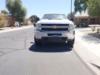 2011 Chevrolet Silverado 2500 HD Crew Cab Long Bed – Clean Work Truck