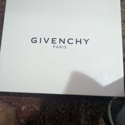 Givenchy Men’s knots High Top Leather 