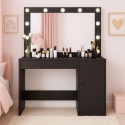 Black Make Up Vanity Table With Led Lights 