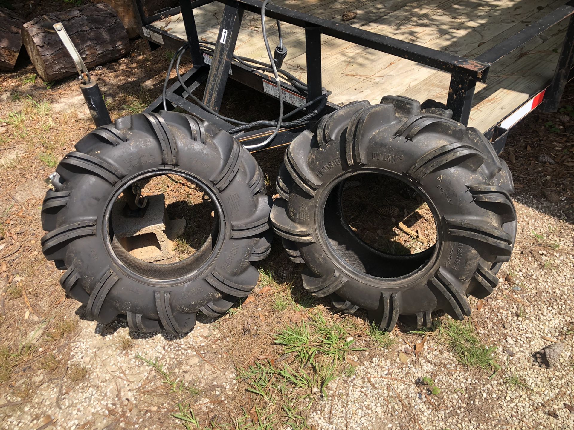 HighLifter Outlaw2 Tires (2)