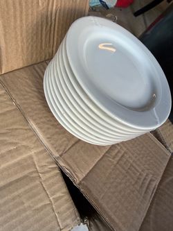 Tuxton porcelain b&b plates - case of 36