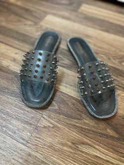 Woman’s Slides Spiked Clear Black 