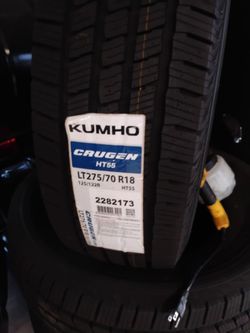 New set of tires 275 70 18 Lt kumho
