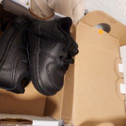 Nike Air Forces Toddlwr 2c