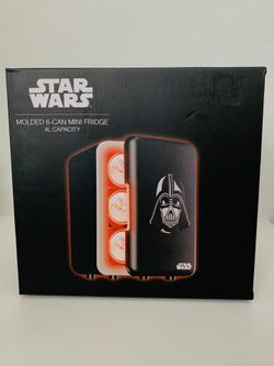 Star Wars Darth Vader Mini 6 Can Beer Soda Fridge Retro Disney Comic Con