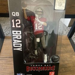 Tampa Bay Buccaneers Import Dragon/McFarlane Brady Chase , Brooks Chase And Alstott Action Figures 