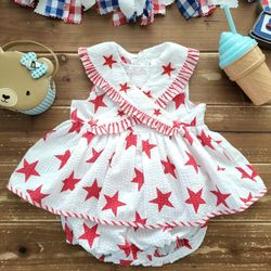 12MOS 2-PIECE SET VINTAGE WHITE & RED SEER SUCKER STARS & STRIPED TRIM BABYDOLL TUNIC W/MATCHING BLOOMERS